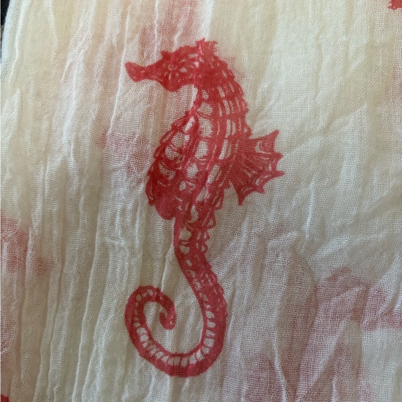 Chic Cream Infinity Scarf with Red Seahorse Design - Picture 7 of 9